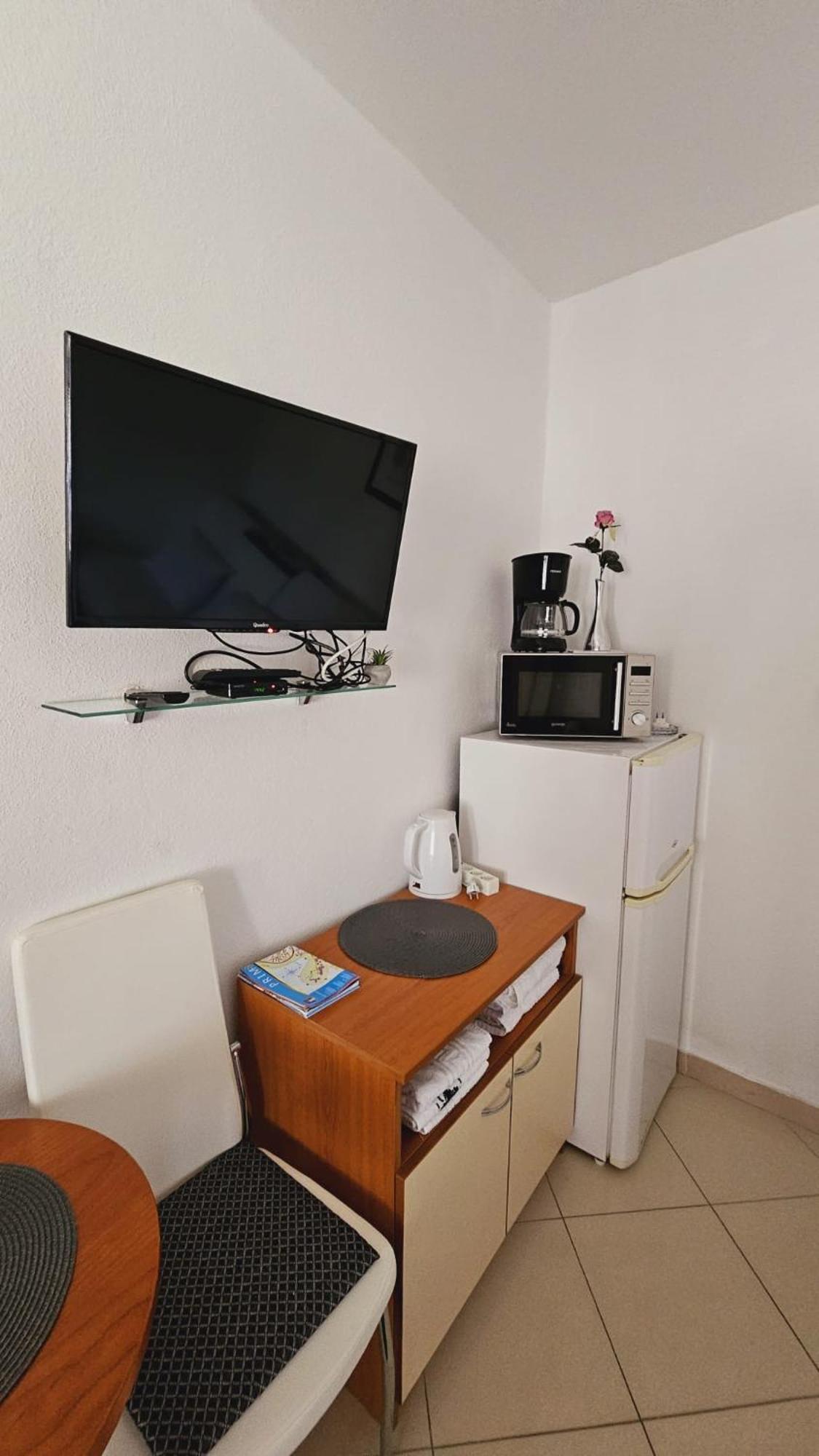 Apartment House Berry 普利莫顿 外观 照片