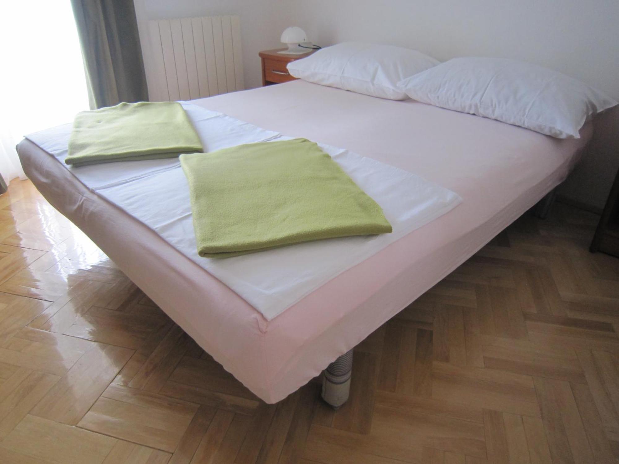 Apartment House Berry 普利莫顿 外观 照片
